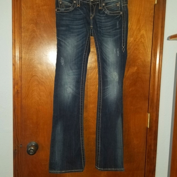 ROCK REVIVAL JEANS - Picture 9 of 10